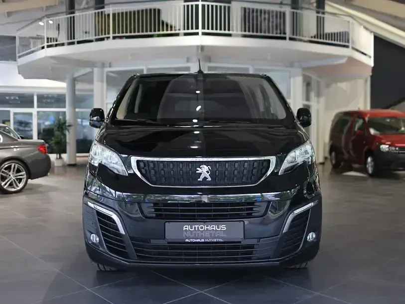 Gebraucht Peugeot Traveller Active 150 PS (110 kW) 2017 Schwarz Van / Kleinbus
