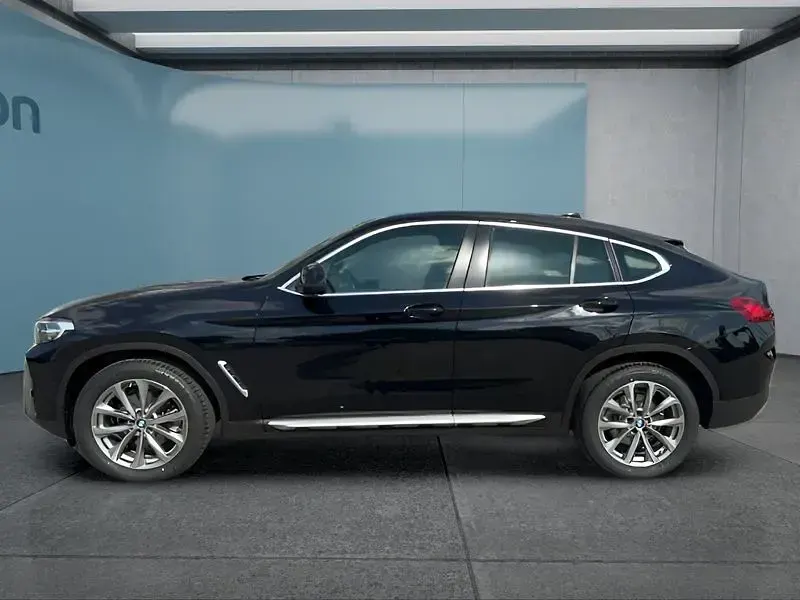 Gebraucht BMW X4 184 PS (135 kW) 2022 Schwarz SUV