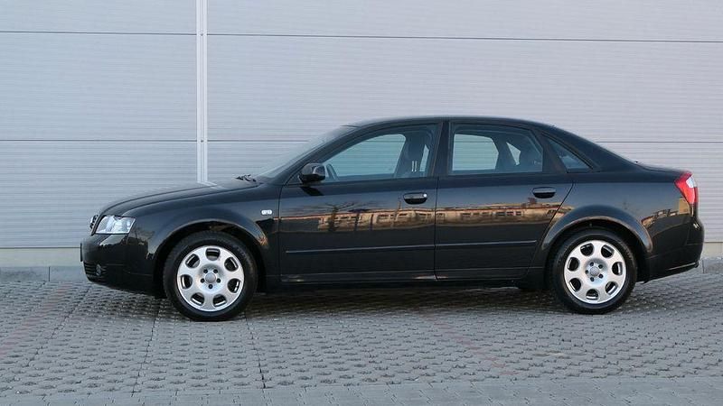 Gebraucht Audi A4 131 PS (96 kW) 2003 Schwarz Limousine