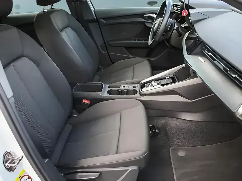Gebraucht Audi A3 2022 Weiss Limousine