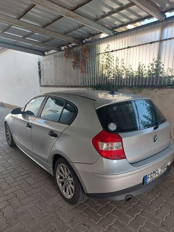 Grau Gebraucht 2006 BMW 116 Kleinwagen | 1.300 € (Superpreis) - Bild 1/1