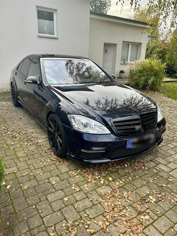 Blau Gebraucht 2006 Mercedes S500 Limousine | 12.200 € (Fairer Preis) - Bild 1/4