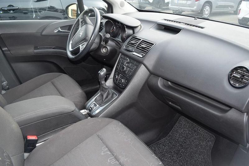 Gebraucht Opel Meriva Design Edition 131 PS (96 kW) 2011 Weiß Van / Kleinbus