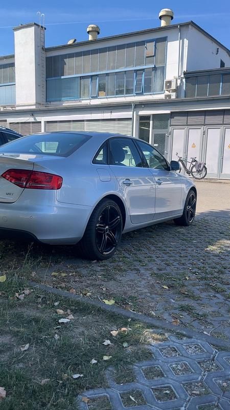 Gebraucht Audi A4 160 PS (117 kW) 2008 Silber Limousine