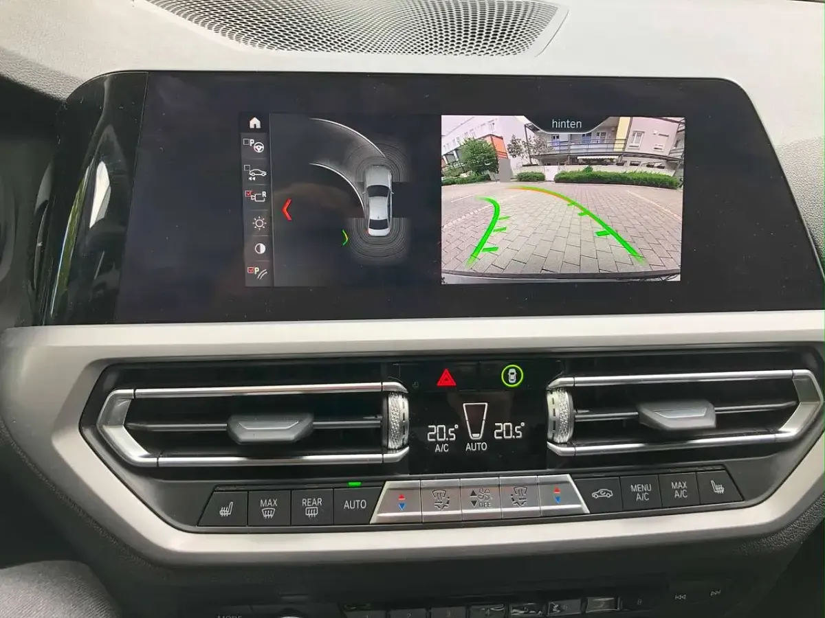 Gebraucht BMW 320 Advantage 190 PS (139 kW) 2019 Schwarz Limousine