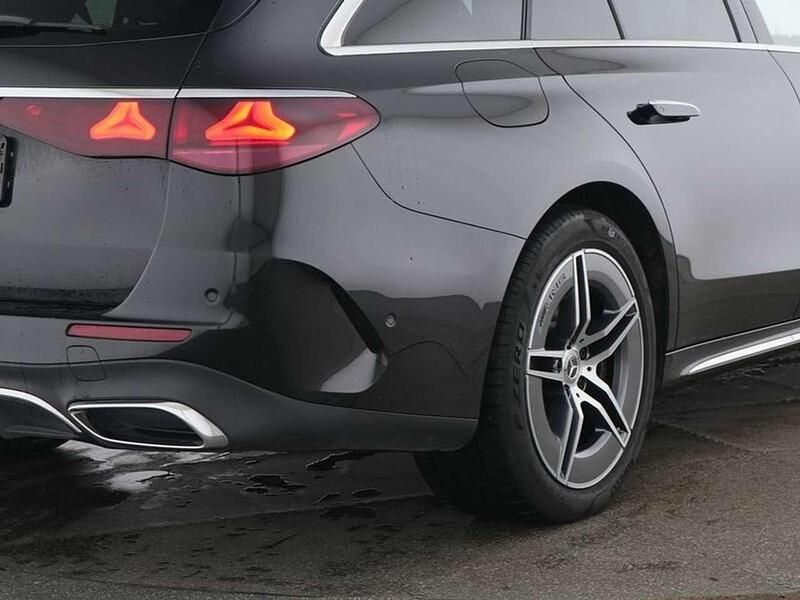 Gebraucht Mercedes E300 AMG 313 PS (230 kW) 2024 Lack obsidianschwarz Kombi