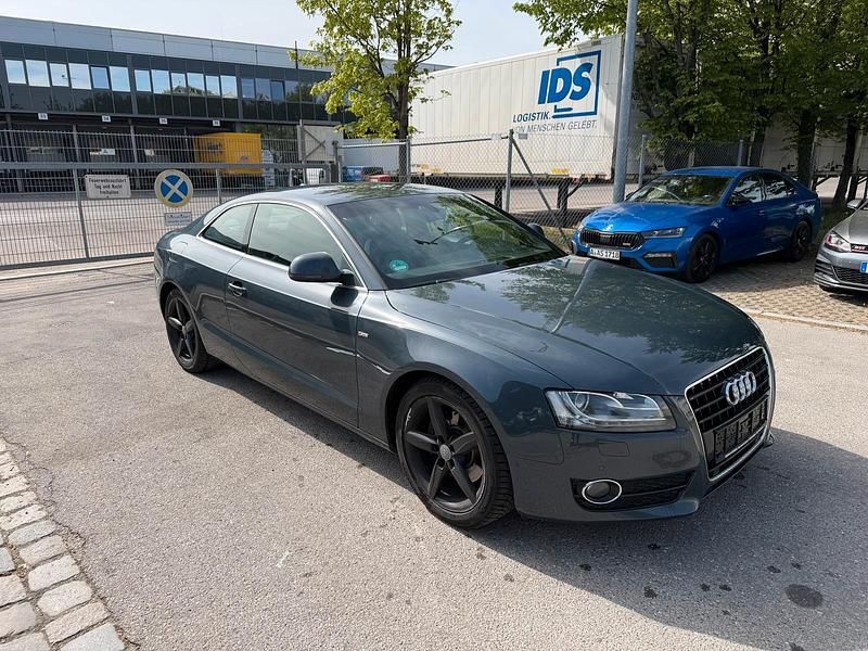 Second-hand Audi A5 S-Line 265 CP (194 kW) 2008 Gri Coupe