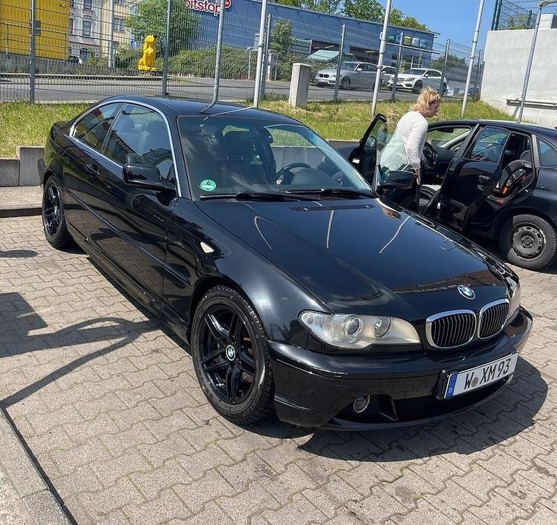 Schwarz Gebraucht 2004 BMW 320 Coupé | 5.900 € (Fairer Preis) - Bild 1/4