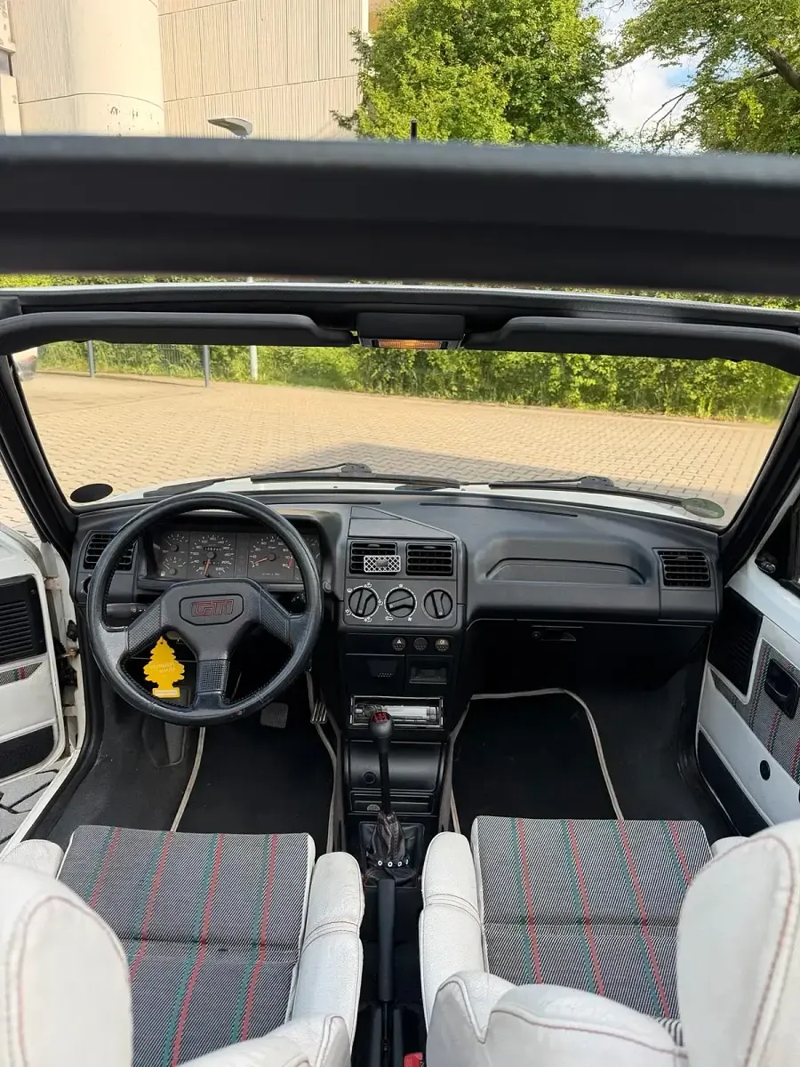 Gebraucht Peugeot 205 102 PS (75 kW) 1993 Weiß Cabrio