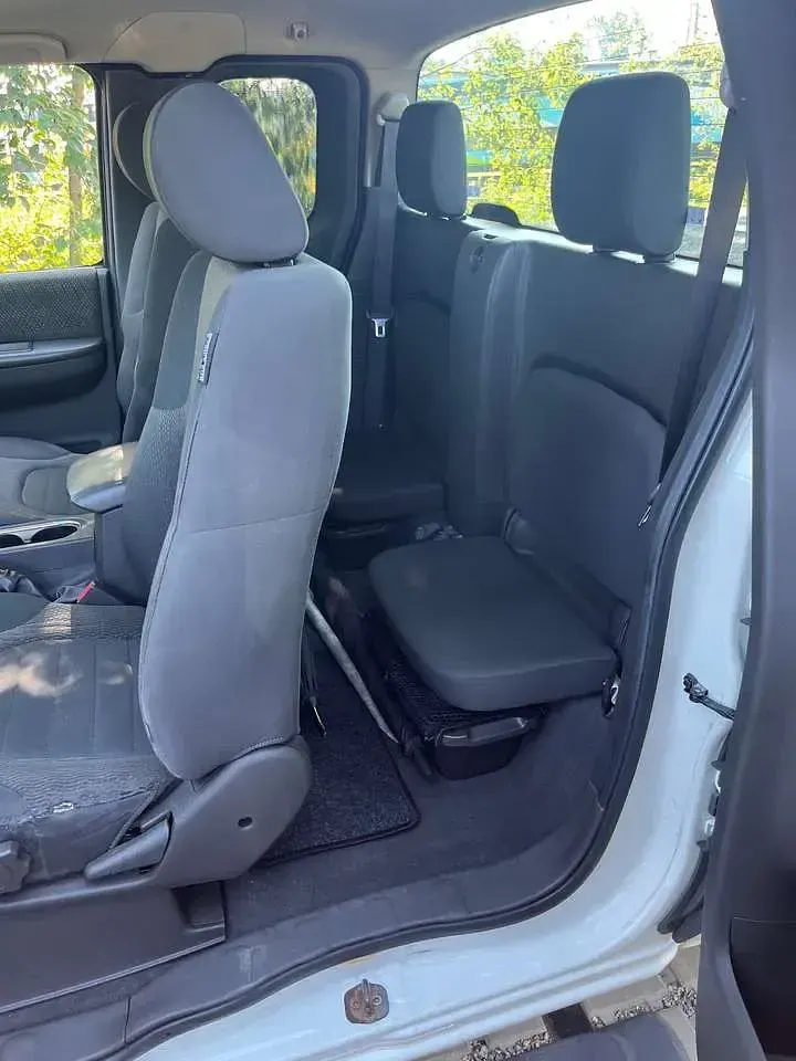 Gebraucht Nissan Navara XE 190 PS (139 kW) 2012 Weiß Pickup