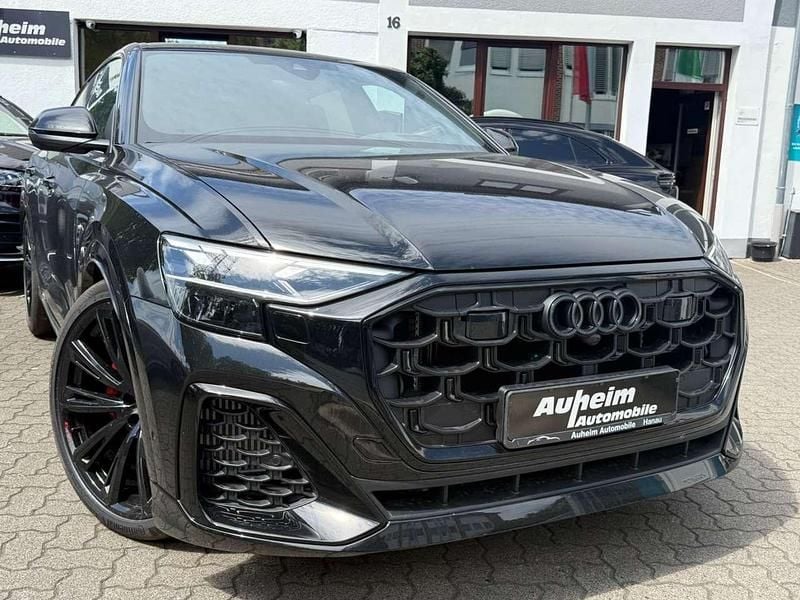 Schwarz Neu 2025 Audi SQ8 Sport SUV | 122.570 € (Guter Preis) - Bild 1/4