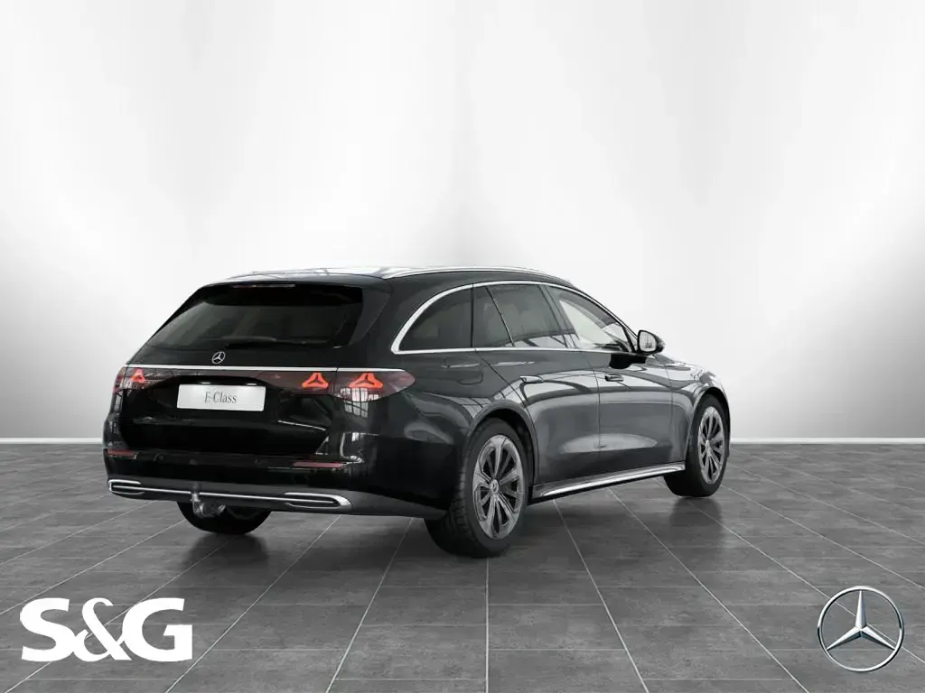 Gebraucht Mercedes E450 Exclusive 381 PS (280 kW) 2026 Metalliclack obsidianschwarz met Kombi