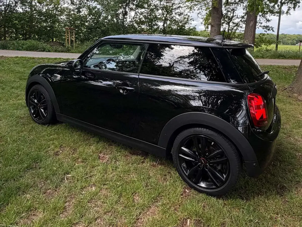 Gebraucht Mini ONE 102 PS (75 kW) 2021 Schwarz Kleinwagen