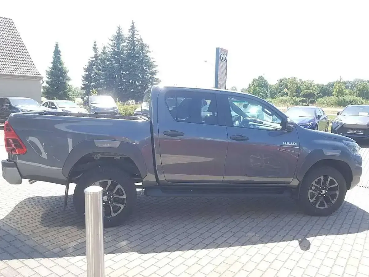 Neu Toyota HiLux 204 PS (150 kW) 2026 Grey metallic Pickup