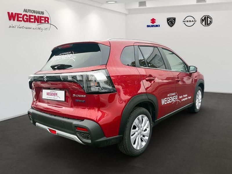 Gebraucht Suzuki SX4 Comfort 116 PS (85 kW) 2023 Rot SUV
