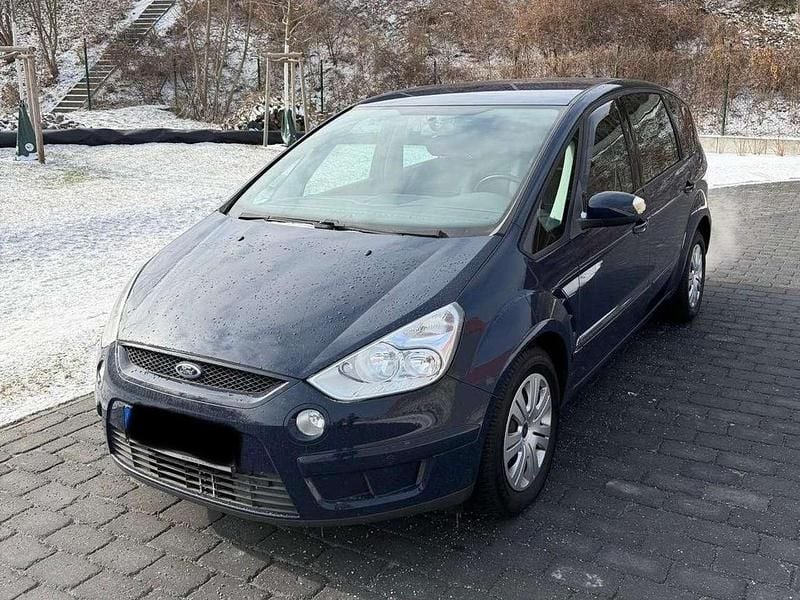 Gebraucht Ford S-MAX Titanium 145 PS (106 kW) 2009 Blau Van / Kleinbus