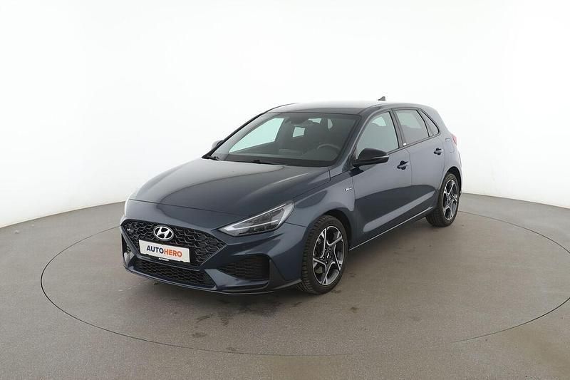 Blau Gebraucht 2021 Hyundai i30 N Line Limousine | 18.040 € (Fairer Preis) - Bild 1/4