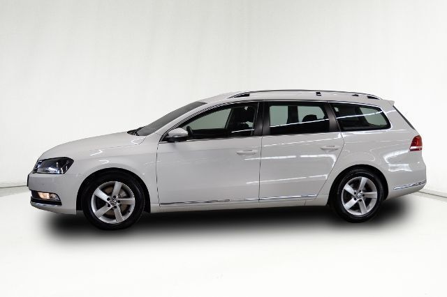 Gebraucht VW Passat Comfortline 140 PS (102 kW) 2013 Weiß Kombi