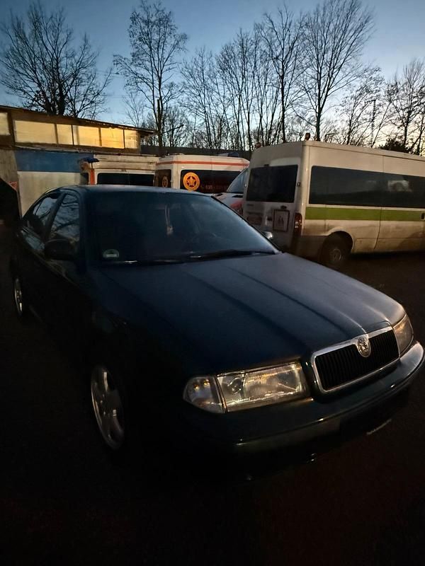 Gebraucht Skoda Octavia 102 PS (75 kW) 2000 Grün Limousine