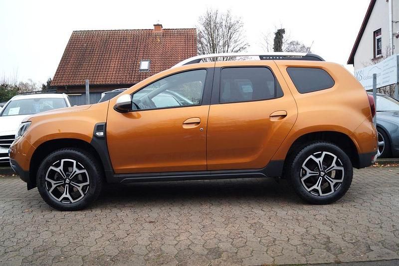 Gebraucht Dacia Duster Anniversary 131 PS (96 kW) 2019 Orange SUV
