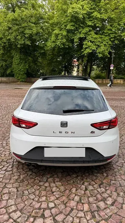 Gebraucht Seat Leon FR 140 PS (102 kW) 2014 Weiß Limousine