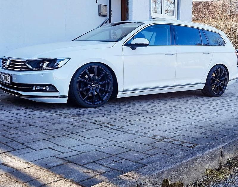 Weiß Gebraucht 2015 VW Passat Highline Kombi | 16.999 € (Fairer Preis) - Bild 1/4