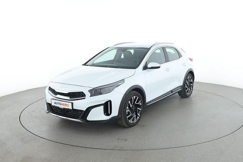 Weiß Gebraucht 2024 Kia XCeed Spirit SUV | 23.360 € (Superpreis) - Bild 1/3