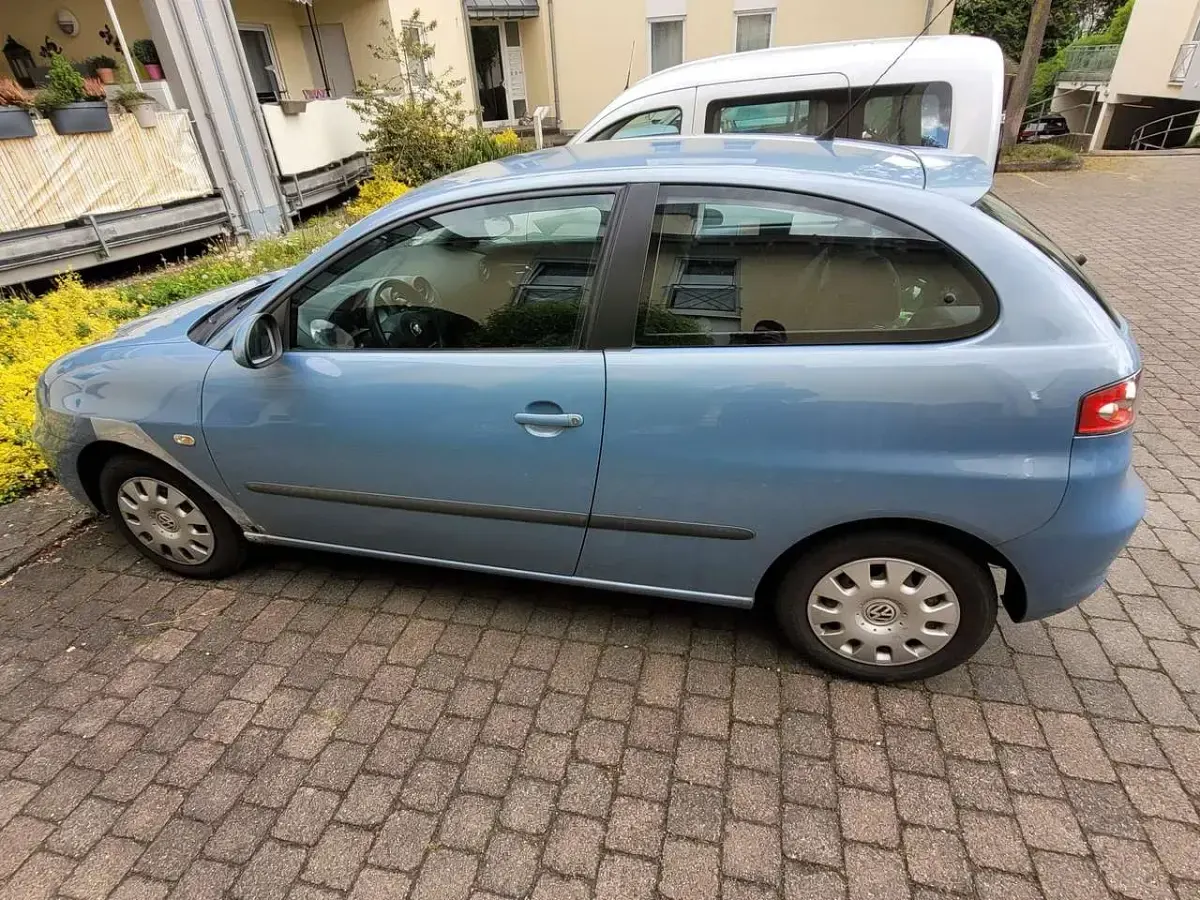 Second-hand Seat Ibiza Reference 86 CP (63 kW) 2008 Albastru Hatchback
