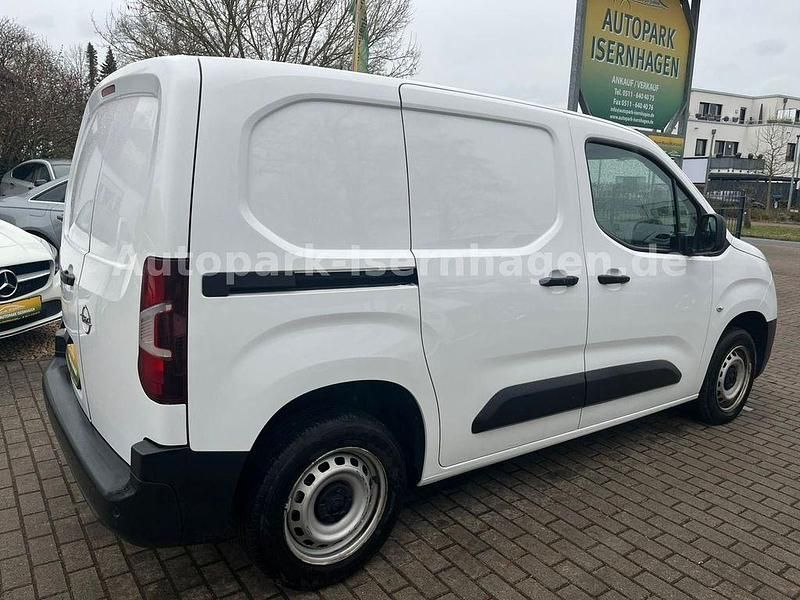 Gebraucht Opel Combo Edition 76 PS (55 kW) 2019 Weiß Van / Kleinbus