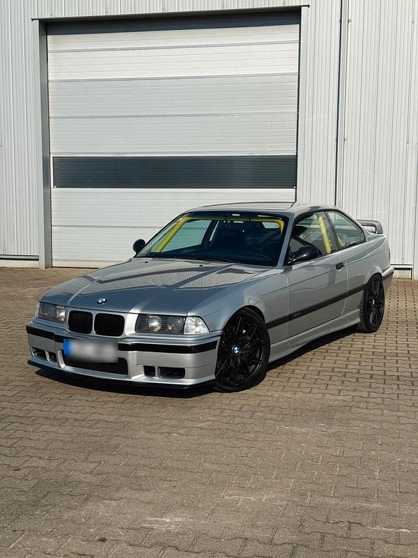 Gebraucht BMW 325 Performance 210 PS (154 kW) 1993 Silber Coupé
