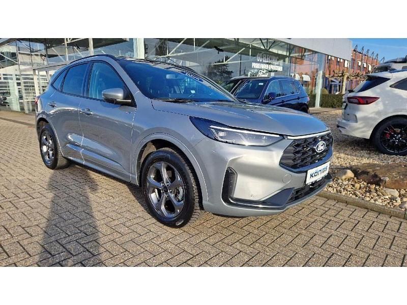 Gebraucht Ford Kuga ST-Line 152 PS (111 kW) 2024 Solarsilber SUV