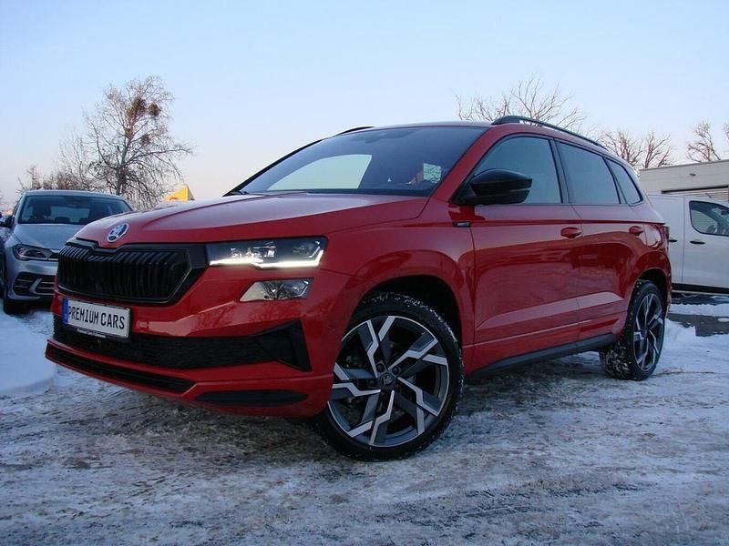Gebraucht Skoda Karoq SportLine 190 PS (139 kW) 2025 Rot metallic SUV