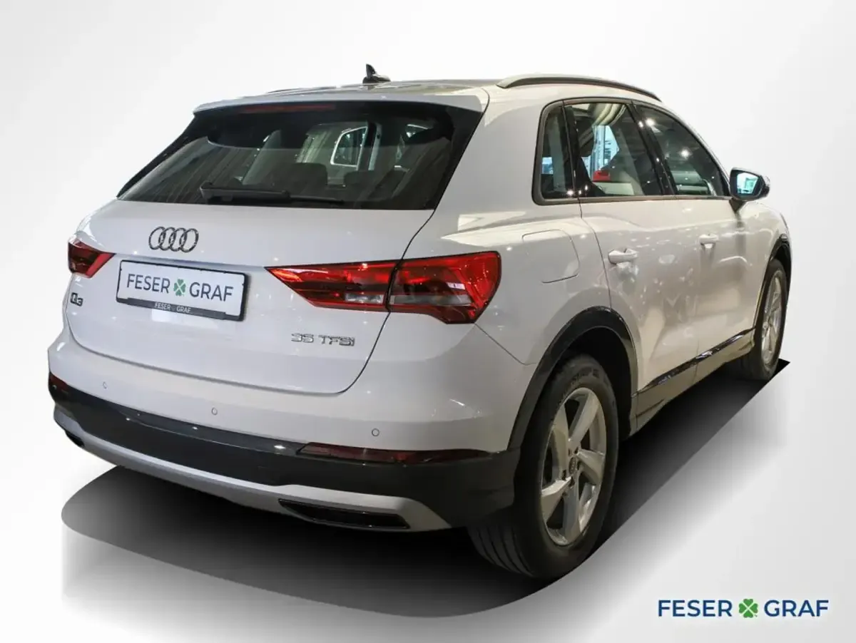 Gebraucht Audi Q3 Advanced 150 PS (110 kW) 2023 Ibisweiß SUV