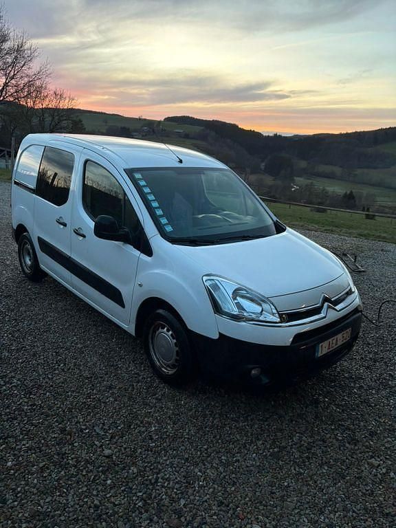 Gebraucht Citroën Berlingo 75 PS (55 kW) 2012 Weiß Van / Kleinbus