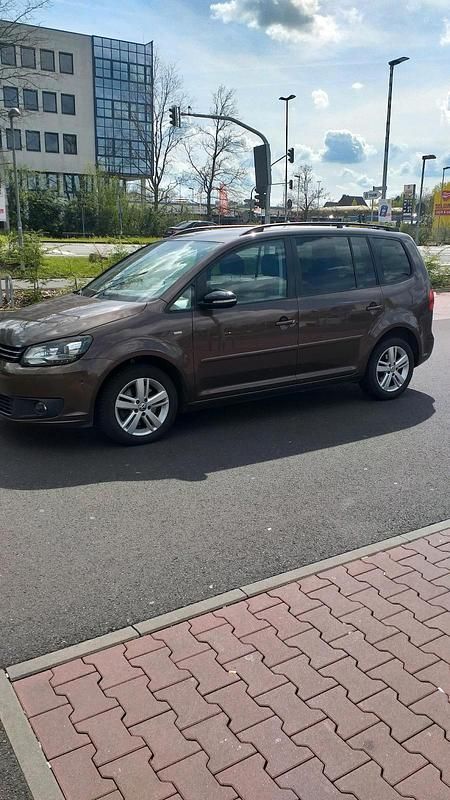 Gebraucht VW Touran 140 PS (102 kW) 2012 Braun Van / Kleinbus