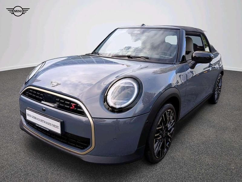 Grau Gebraucht 2024 Mini Cooper S Cabriolet Favoured Cabrio | 39.345 € - Bild 1/4