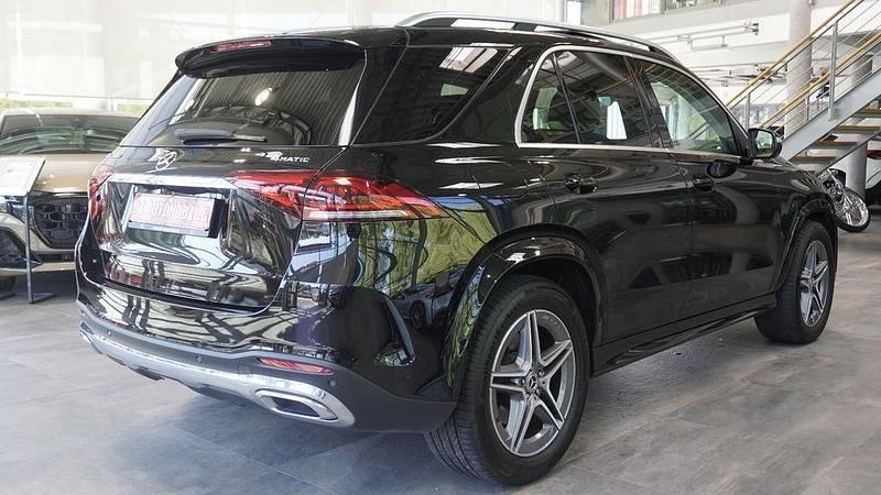 Gebraucht Mercedes GLE300 AMG 269 PS (197 kW) 2023 Schwarz SUV