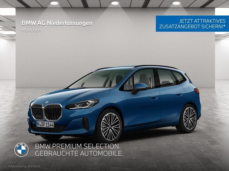 Gebraucht BMW 220 Active Tourer Luxury Line 156 PS (114 kW) 2025 Blau Van / Kleinbus