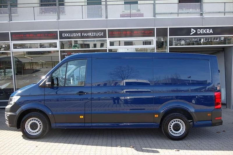 Gebraucht VW Crafter 177 PS (130 kW) 2024 Deep ocean blue Van