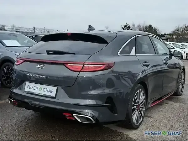 Gebraucht Kia Ceed 204 PS (150 kW) 2021 Pentametal grau Kleinwagen