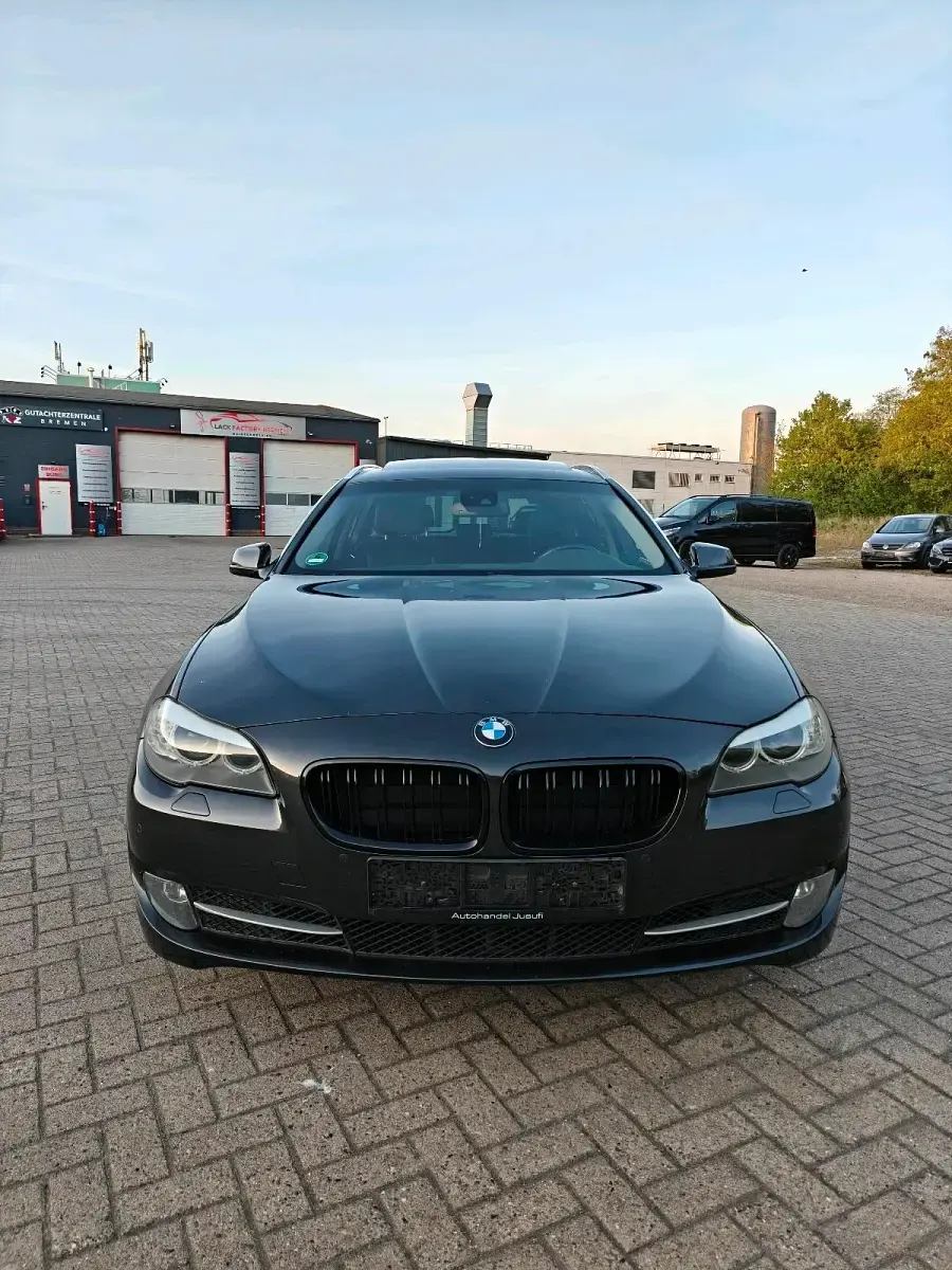 Second-hand BMW 520 184 CP (135 kW) 2011 Negru Break