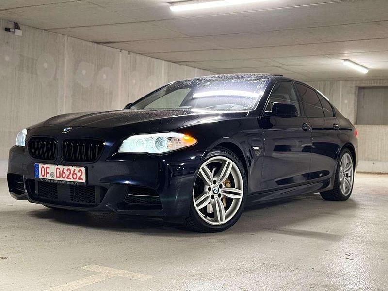 Gebraucht BMW 550 381 PS (280 kW) 2012 Imperialblau Limousine