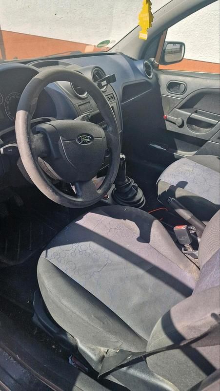 Gebraucht Ford Fiesta 60 PS (44 kW) 2006 Blau Kleinwagen