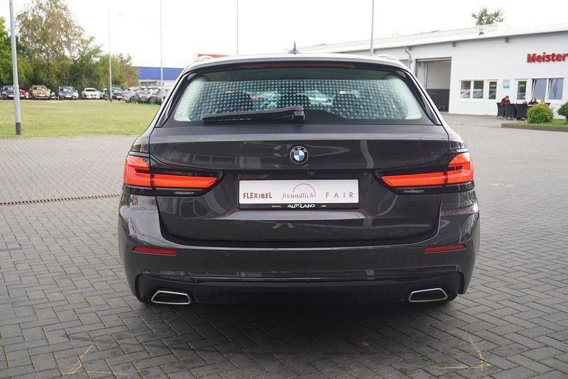 Gebraucht BMW 520 190 PS (139 kW) 2020 Grau Kombi