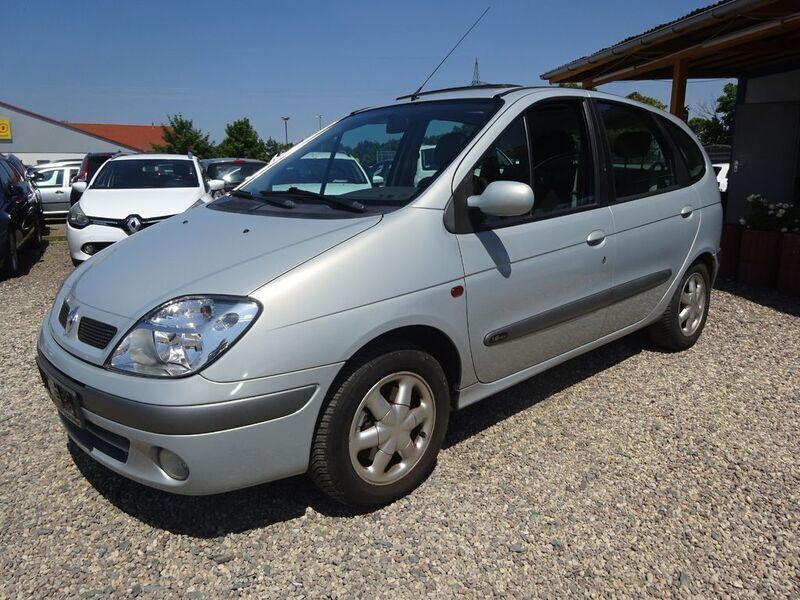 Grau Gebraucht 2002 Renault Scénic Van / Kleinbus | 750 € (Guter Preis) - Bild 1/4