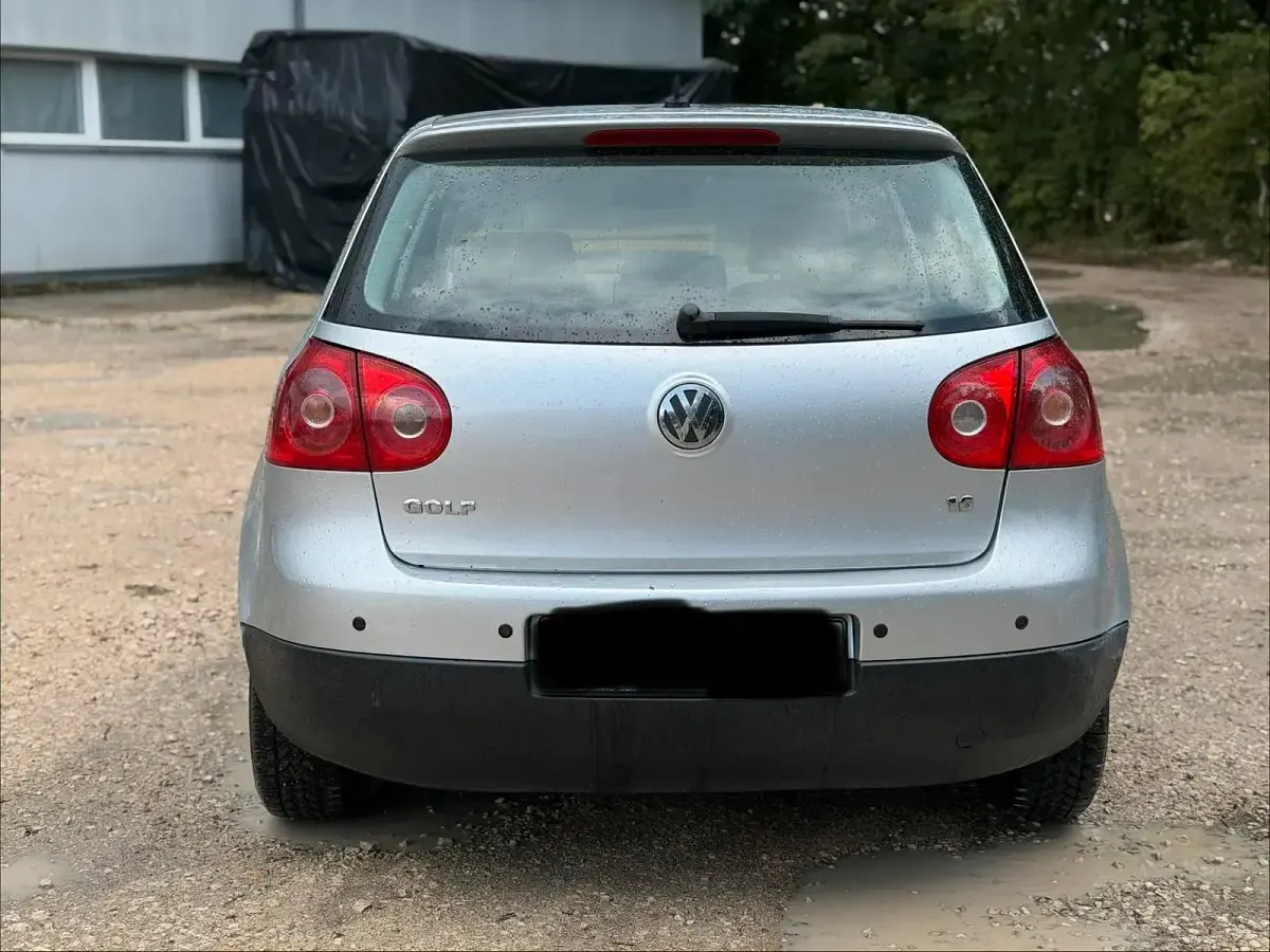 Gebraucht VW Golf V 101 PS (74 kW) 2005 Silber Kleinwagen