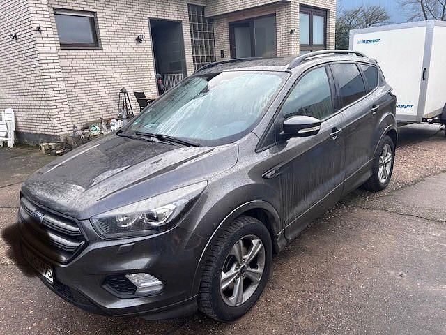 Gebraucht Ford Kuga ST-Line 150 PS (110 kW) 2018 Grau SUV