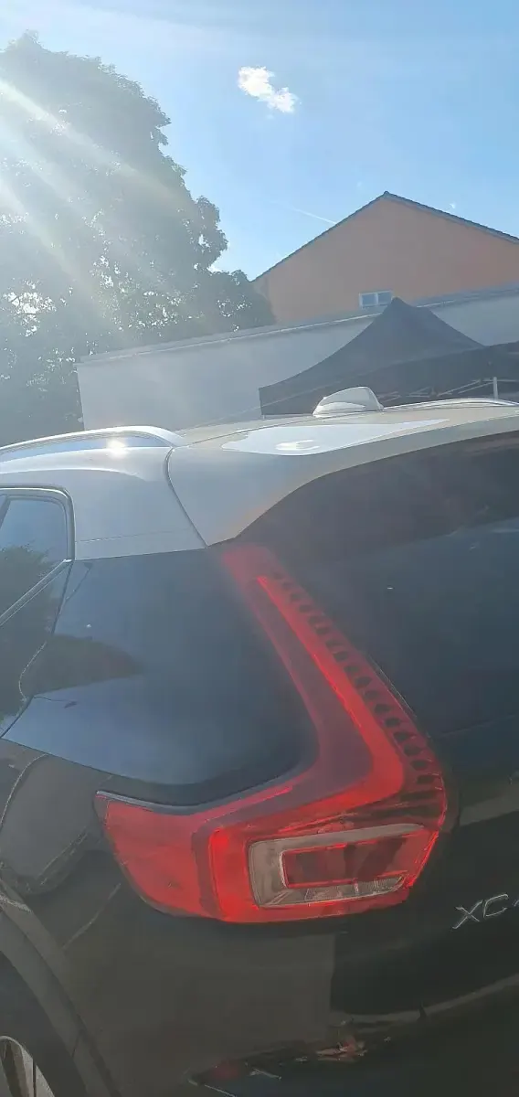 Gebraucht Volvo XC40 163 PS (119 kW) 2019 Schwarz SUV
