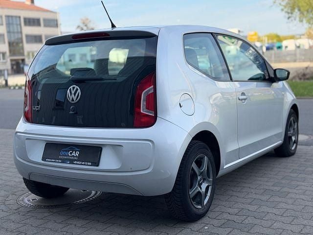 Second-hand VW up! Cup 75 CP (55 kW) 2013 Argintiu Hatchback