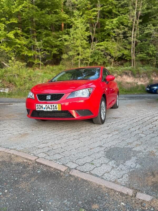 Rot Gebraucht 2015 Seat Ibiza Kleinwagen | 4.300 € (Fairer Preis) - Bild 1/4